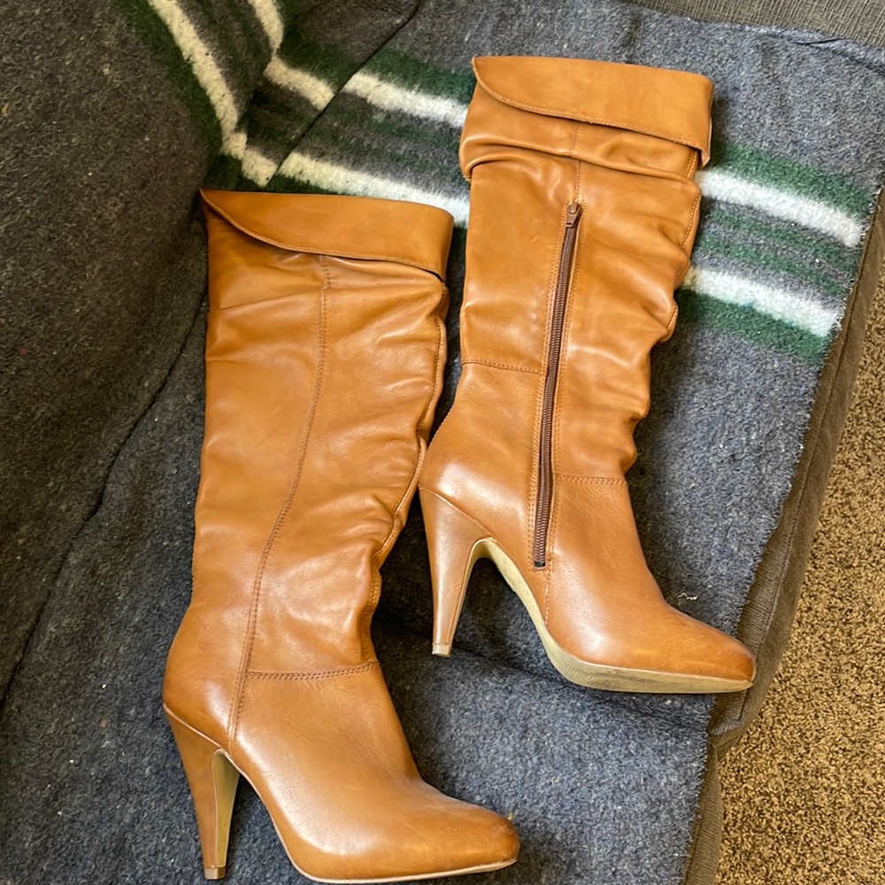Also zipper boots size 38
